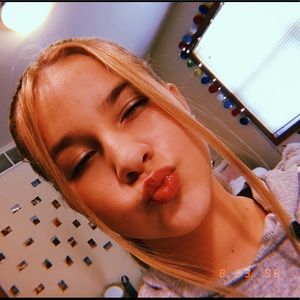 Meet your Posher, Madison